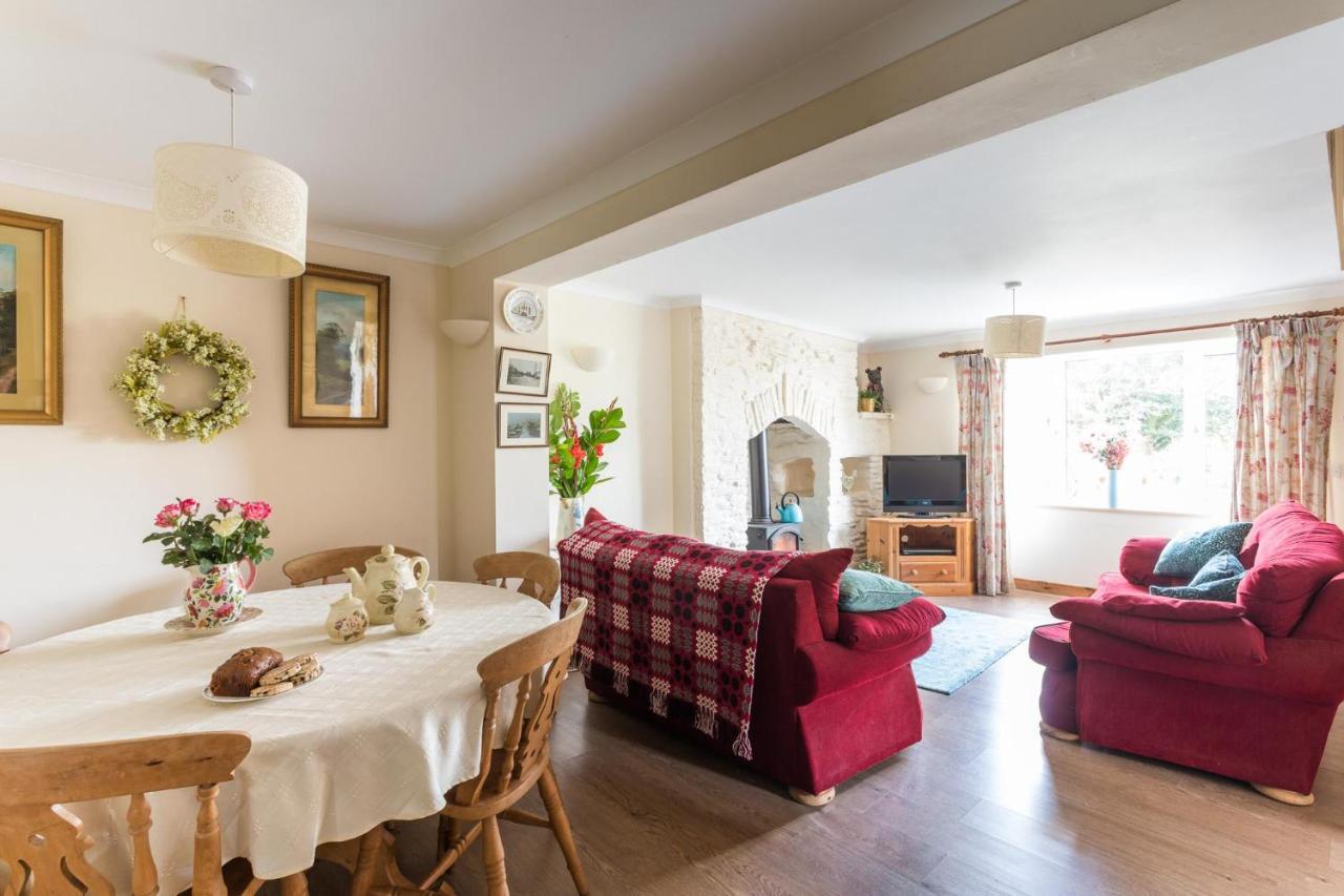 2 Tan Yr Eglwys Villa Pontardawe Eksteriør bilde