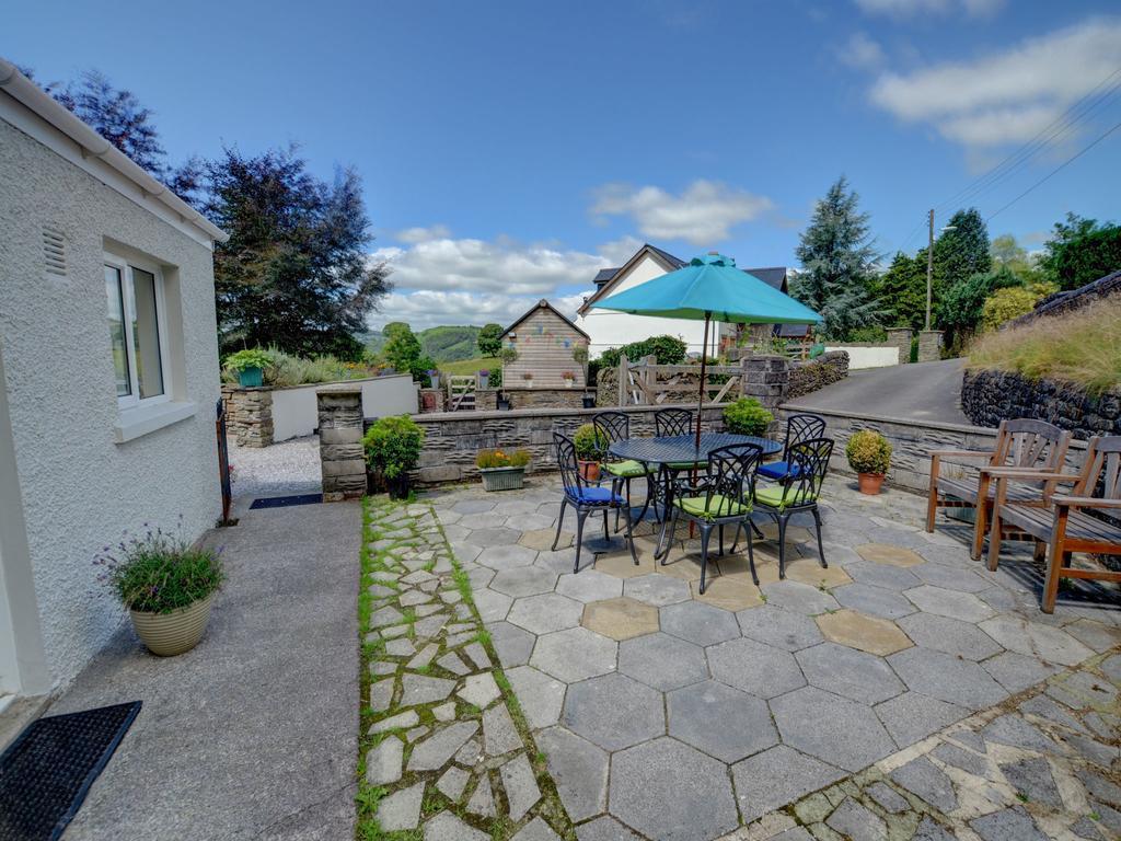2 Tan Yr Eglwys Villa Pontardawe Eksteriør bilde