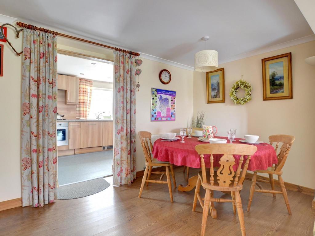 2 Tan Yr Eglwys Villa Pontardawe Eksteriør bilde