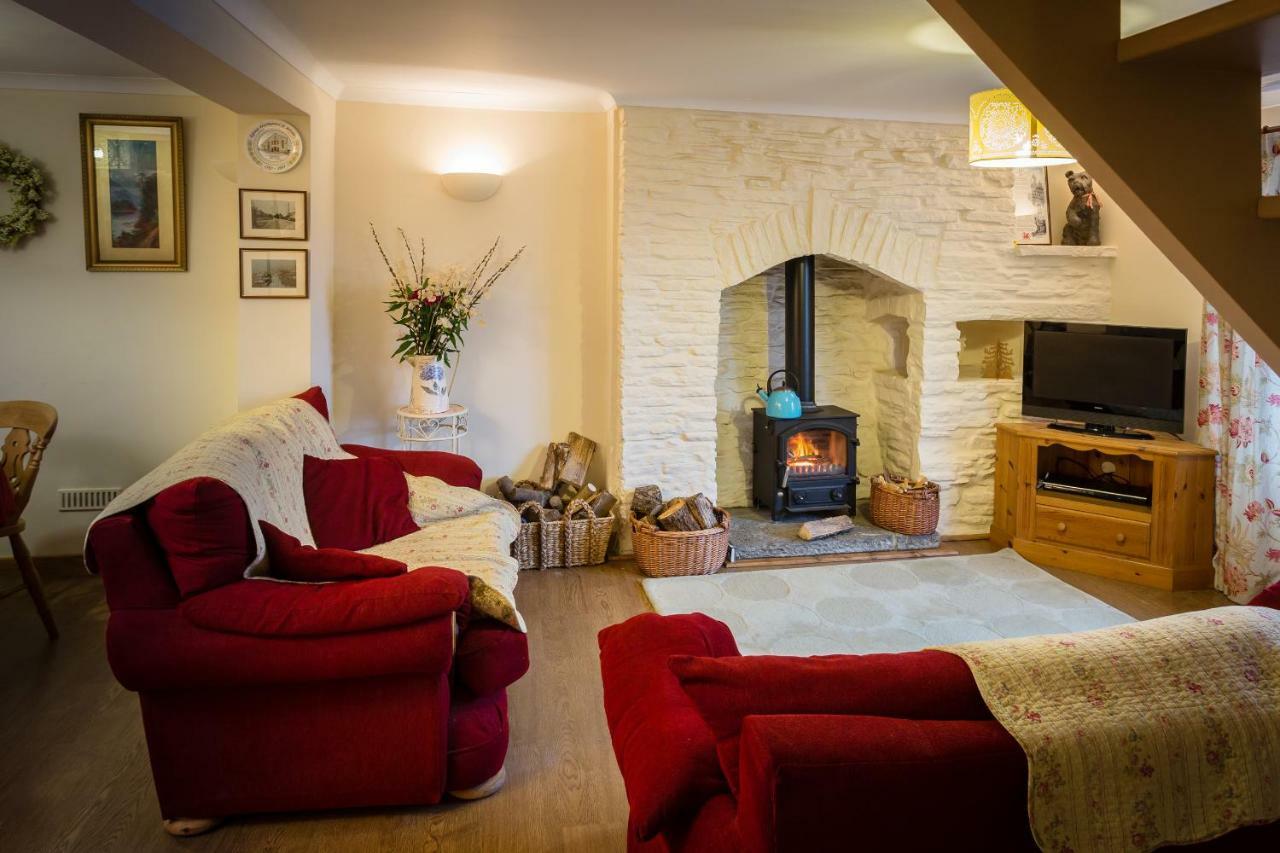 2 Tan Yr Eglwys Villa Pontardawe Eksteriør bilde